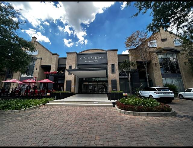 419M² OFFICE TO LET IN BRYANSTON